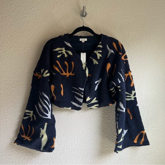 NWT Pilcro Anthropologie Embroidered Faux Fur Shrug, One Size - Picture 3 of 15